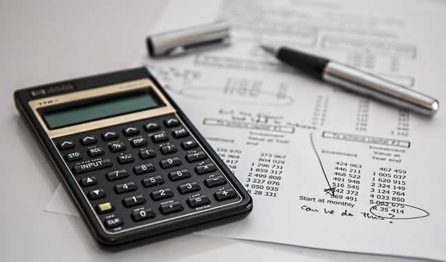 Annual accounting and taxes in uk